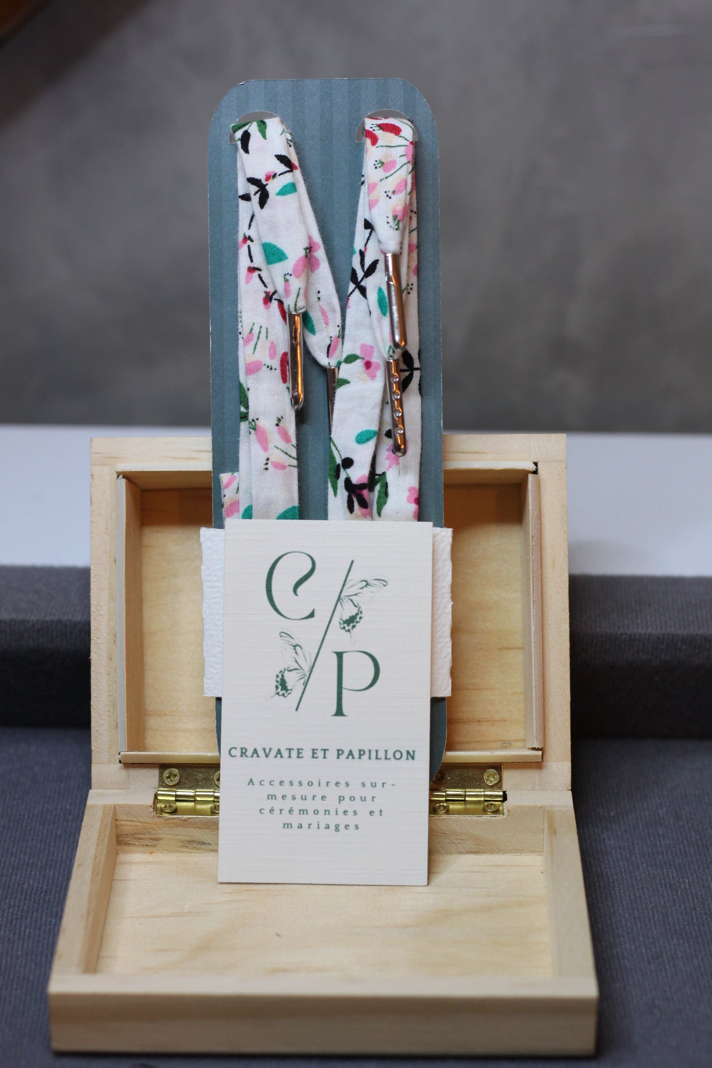 Lacets - Bouquet Romantique