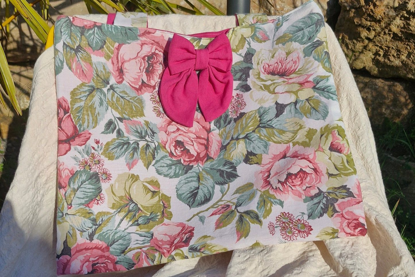 sac cabas réversible rose et fleuri