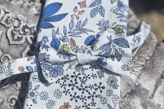 * Nœud Papillon et Pochette bleu floral