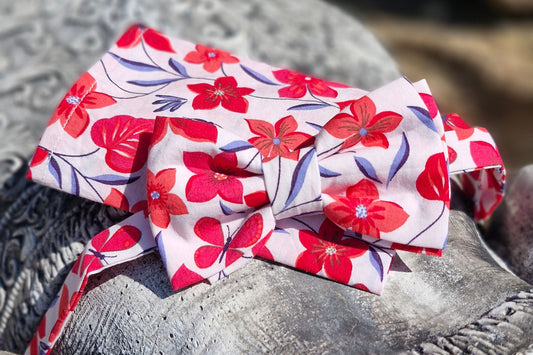 * Ensemble Nœud Papillon et Pochette Red Flowers